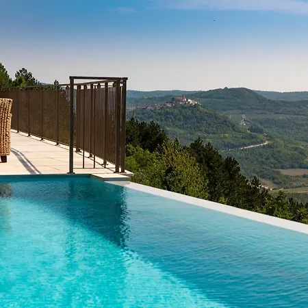 Marvelous Borghetto Villa *